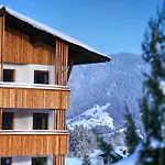 Iris-4 By Interhome Apartment 3*
