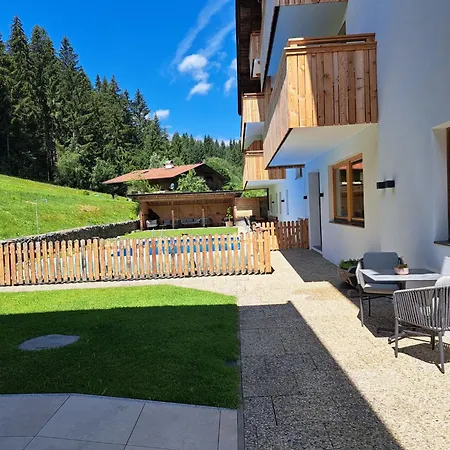 Iris-4 By Interhome 3*