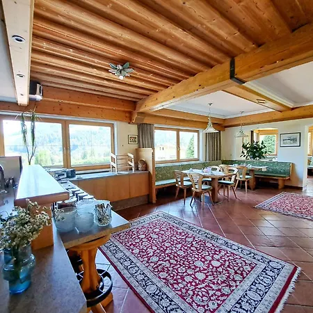 Iris-4 By Interhome 3* Auffach